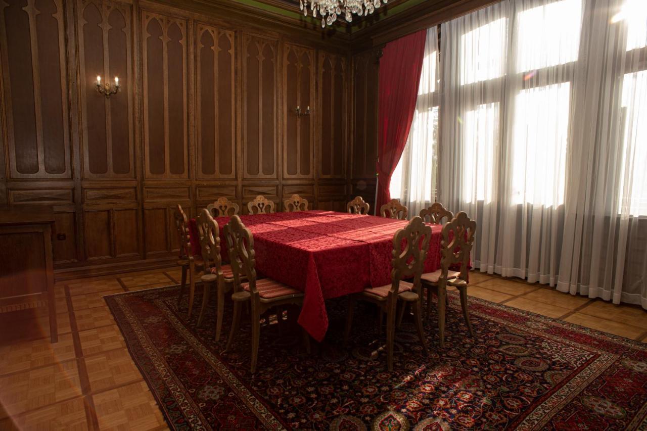Vila Herberstein Velenje Buitenkant foto