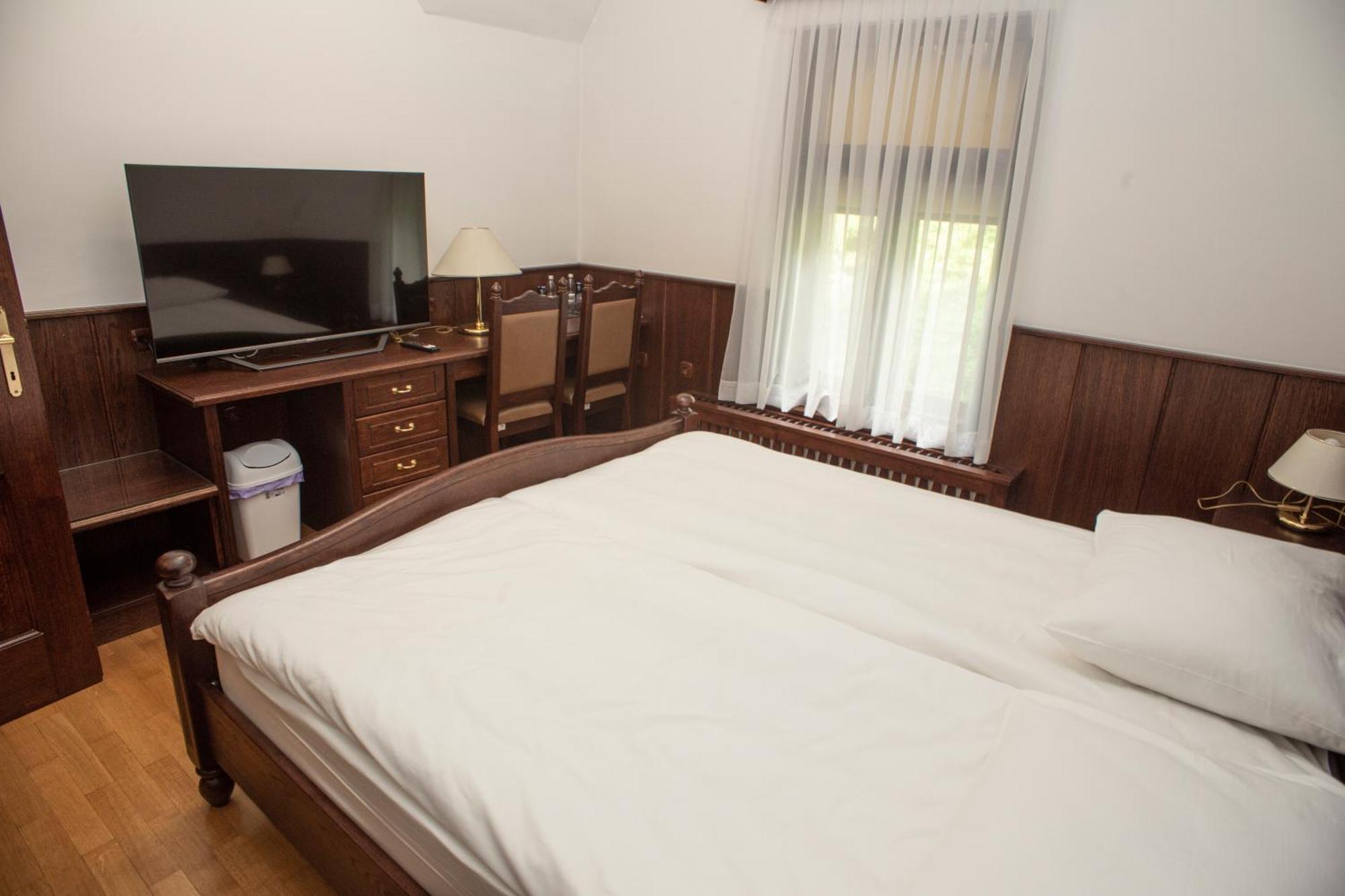 Vila Herberstein Velenje Kamer foto