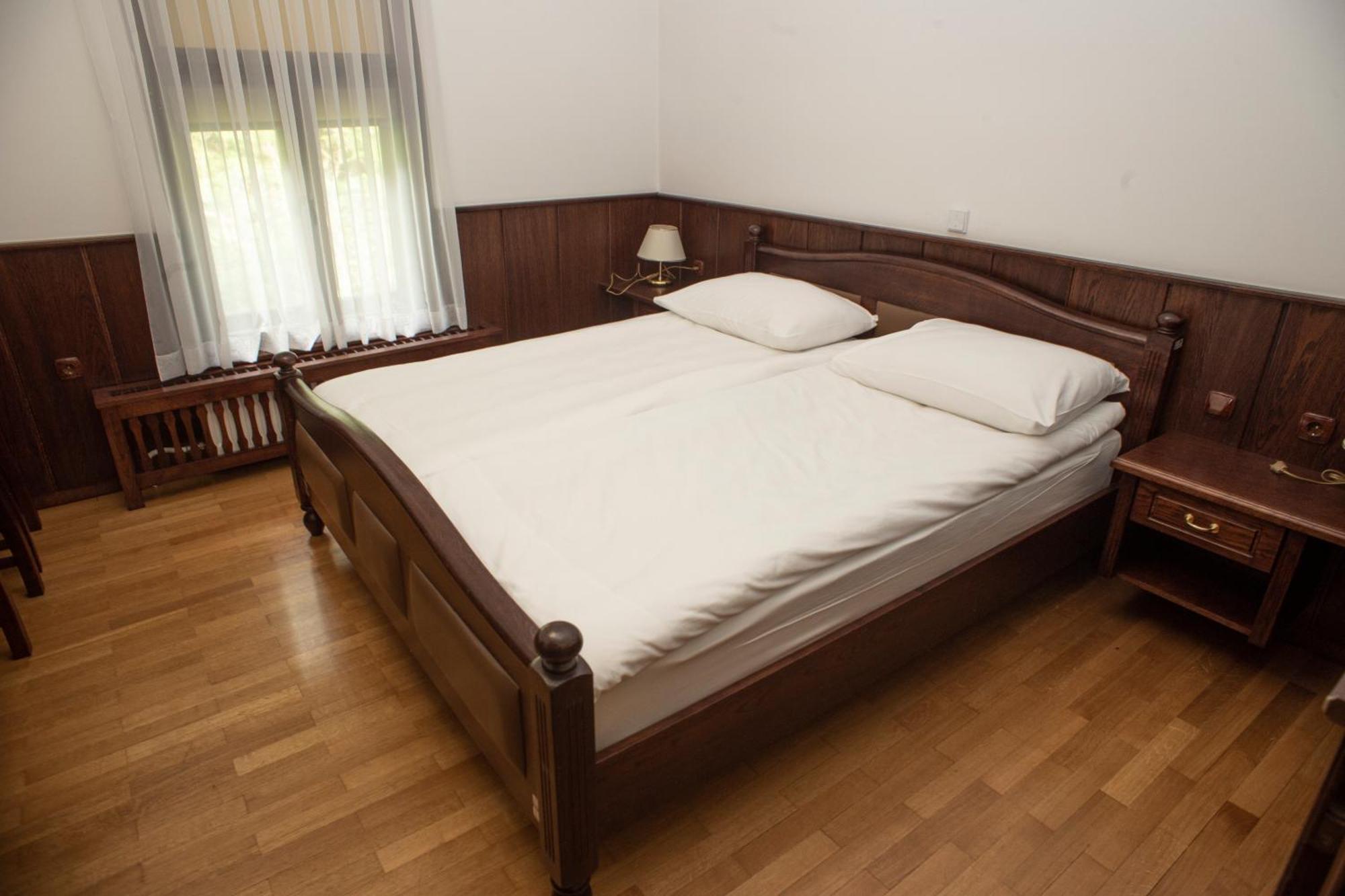Vila Herberstein Velenje Kamer foto